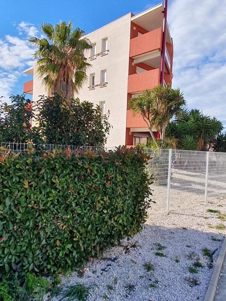 Logement Entier, Calme, Hyper Equipe Saint-Laurent-de-la-Salanque Exterior foto